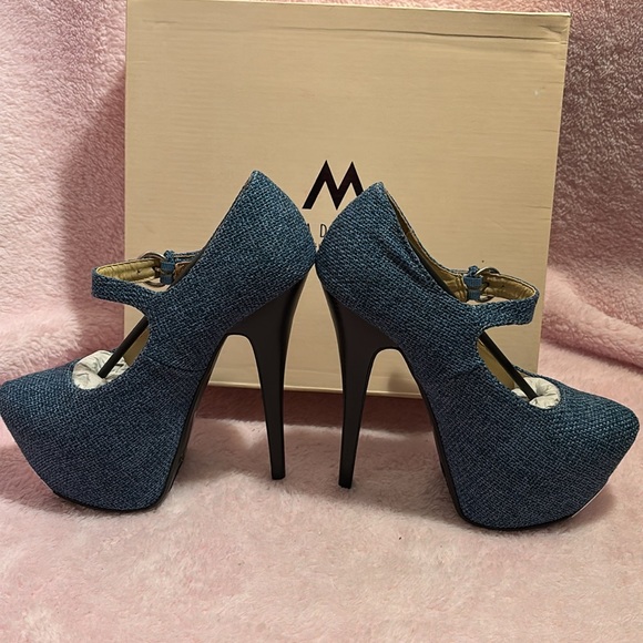 NWT Shoedazzle Ladies Heels/Platforms - Picture 2 of 13